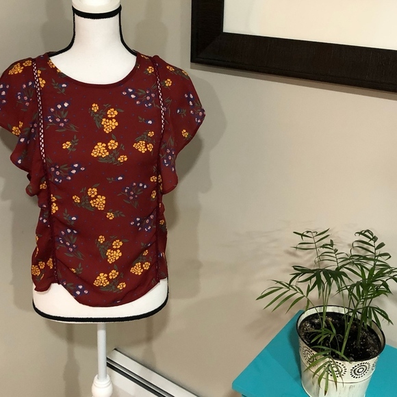 *SIENNA SKY* Maroon x Yellow Floral Ruffle Shirt - Picture 2 of 8